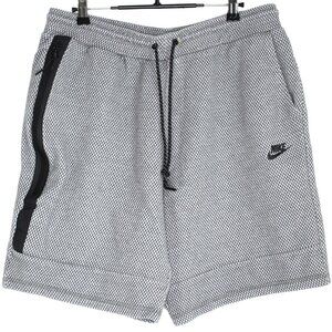 Nike Mens XL 32 x 9 Tech Fleece Dot Print Sweatshorts K713